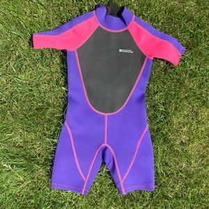 Kids size 5-6 Mountain Warehouse short wetsuit